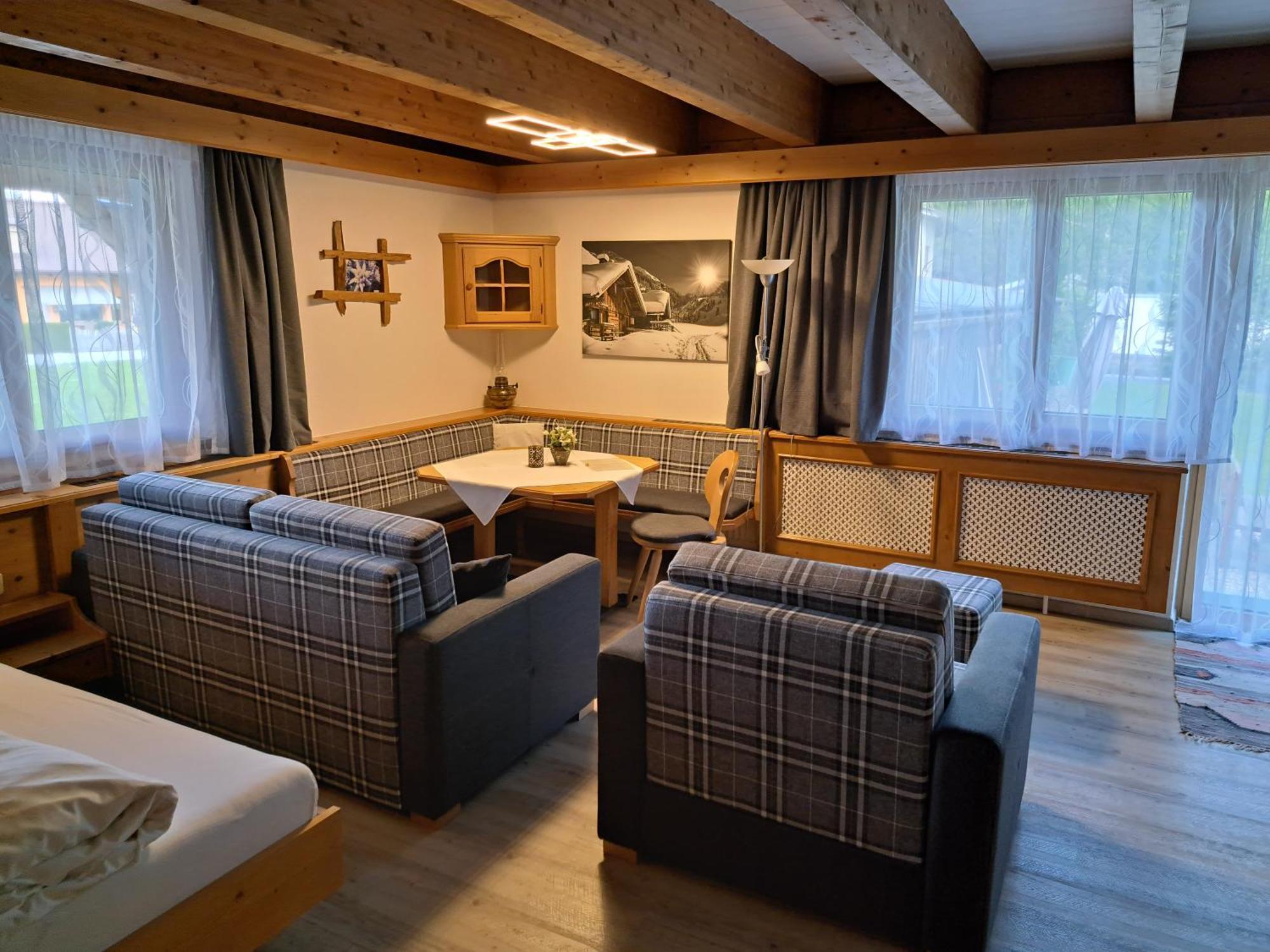 Apartmenthaus Bader Leutasch Exterior foto