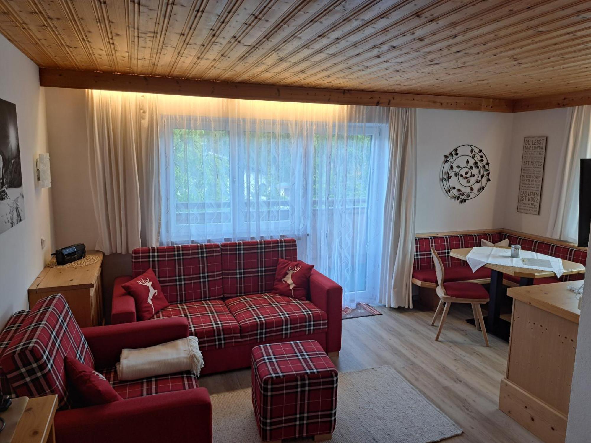 Apartmenthaus Bader Leutasch Exterior foto
