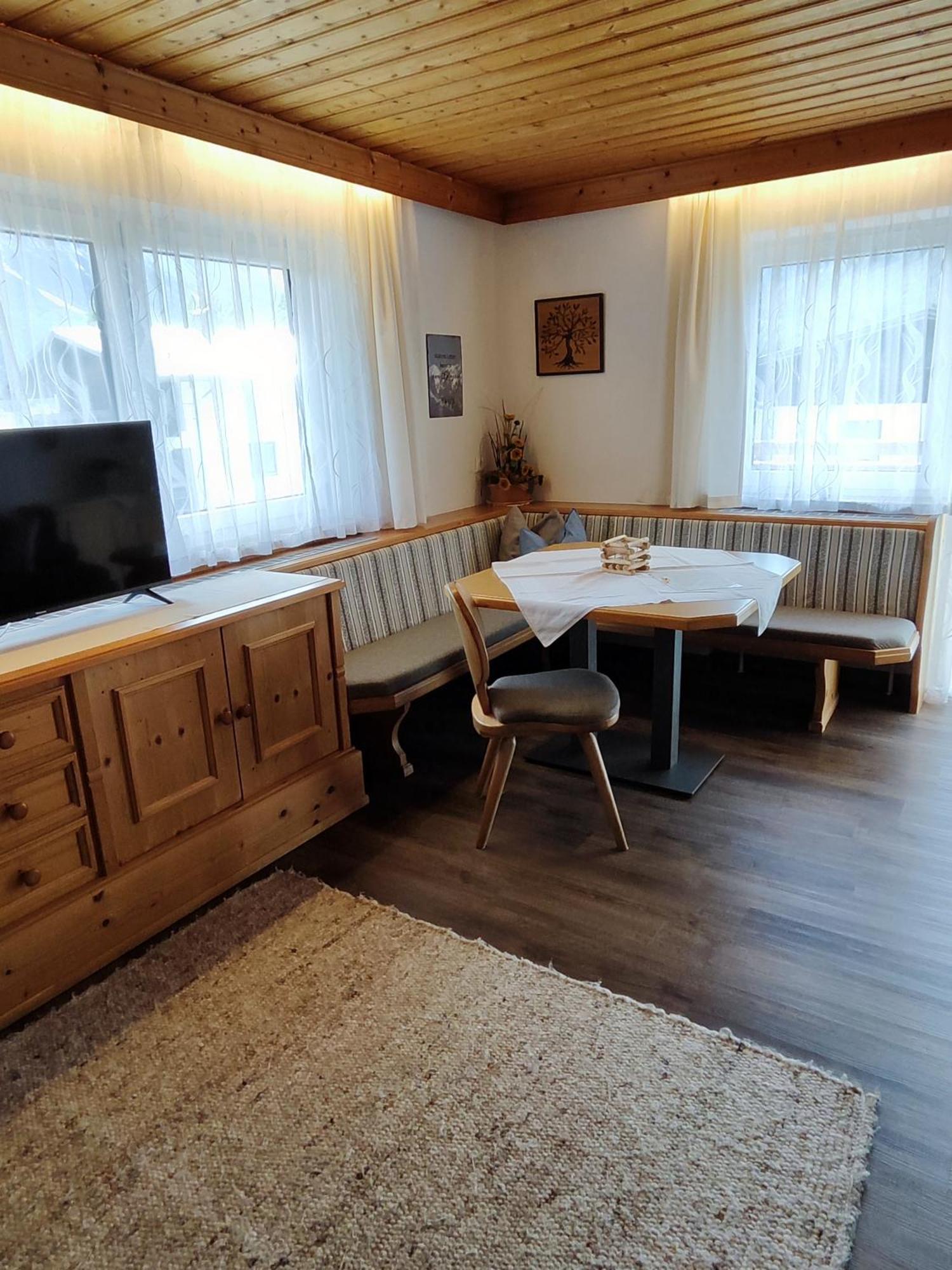 Apartmenthaus Bader Leutasch Exterior foto