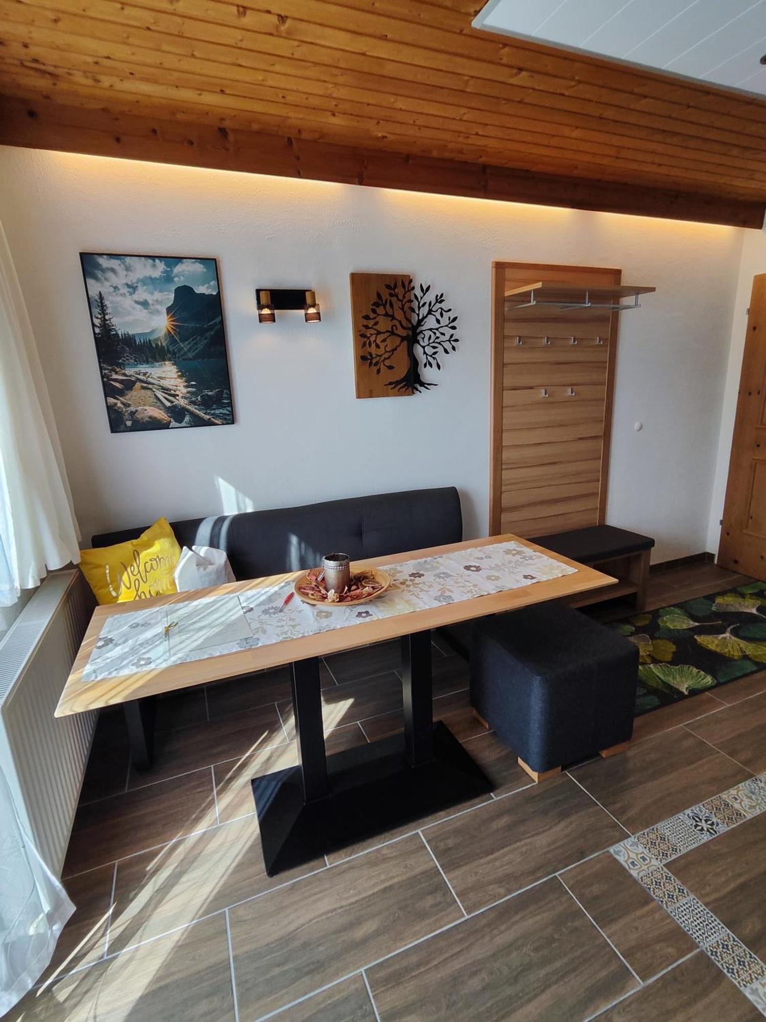 Apartmenthaus Bader Leutasch Exterior foto